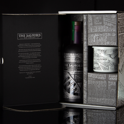 Salford Rum gift set original spiced rum with mug